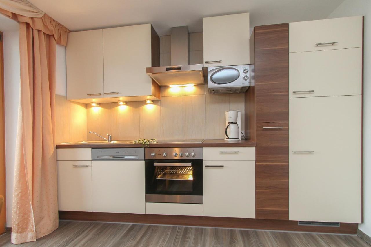 Haus Zehentner Apartamento Fieberbrunn Exterior foto